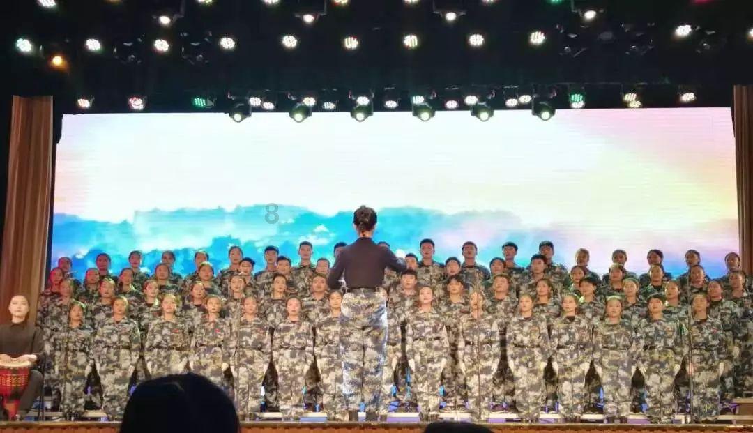 探索知识,畅享互动,尽在5岁8个月语言发育迟缓应该送去幼儿园读书吗?